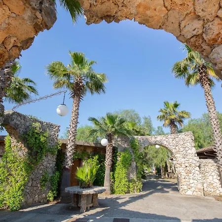 La Pietra Village