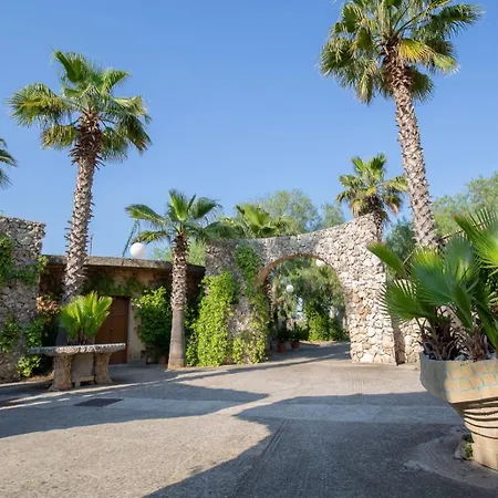 La Pietra Village